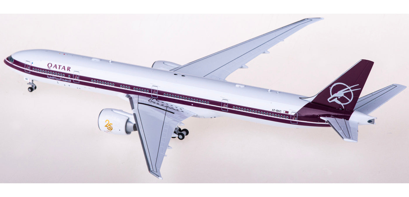 1:400 JC Wings XX40068 Qatar Airways Boeing 777-300ER A7-BAC Aircraft Model+Free Tractor