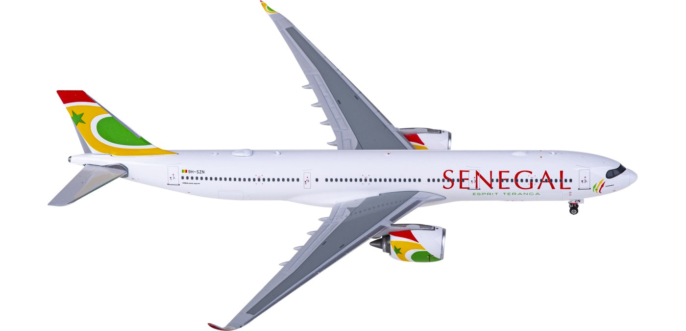 1:400 Phoenix PH11797 Air Senegal Airbus A330-900neo 9H-SZN+Free Tractor