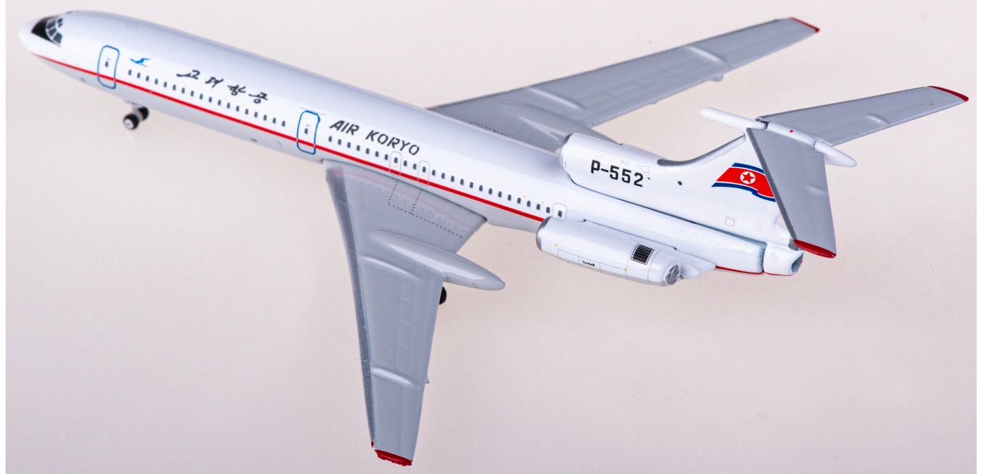 1:400 Phoenix PH11798 Air Koryo Tupolev TU-154B P-552+Free Tractor