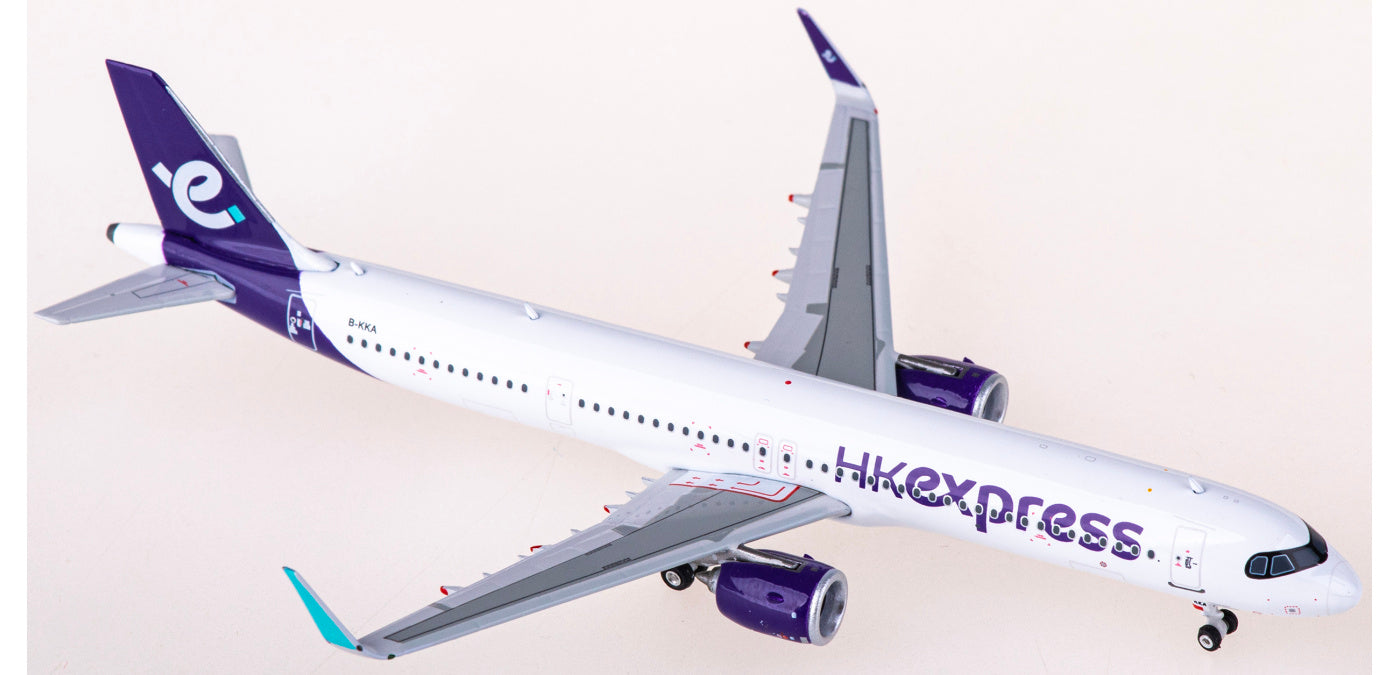 1:400 Phoenix PH04524 HK Express Airbus A321neo B-KKA+Free Tractor