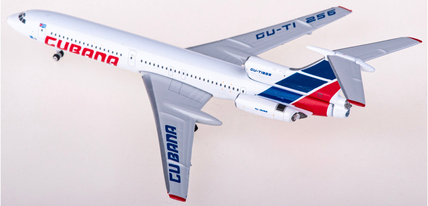 1:400 Phoenix PH11804 Cubana Tupolev TU-154B2 CU-T1256+Free Tractor
