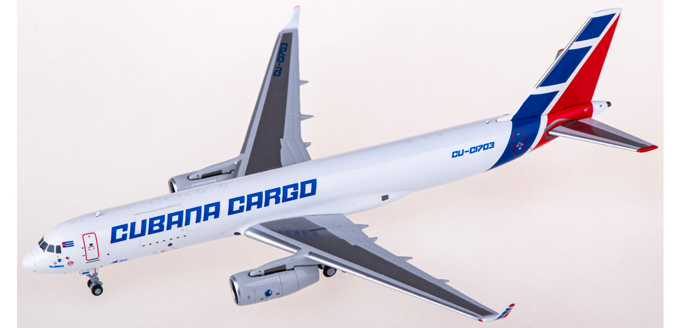 1:400 NG Models NG40013 Cubana Tupolev TU-204-100SE CU-C1703+Free Tractor