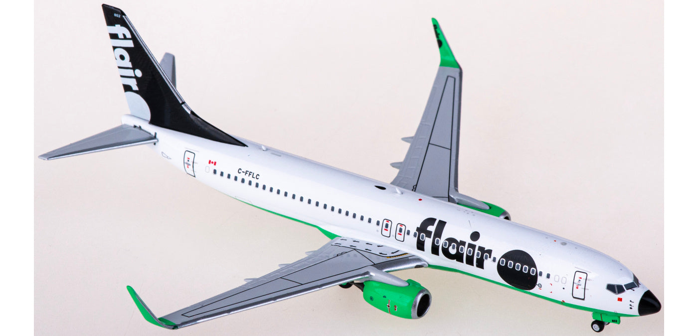 1:400 NG Models NG58199 Flair Airlines Boeing 737-800 C-FFLC+Free Tractor