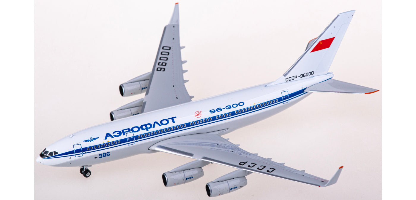 1:400 Phoenix PH11819 Aeroflot Ilyushin Il-96-300 CCCP-96000+Free Tractor