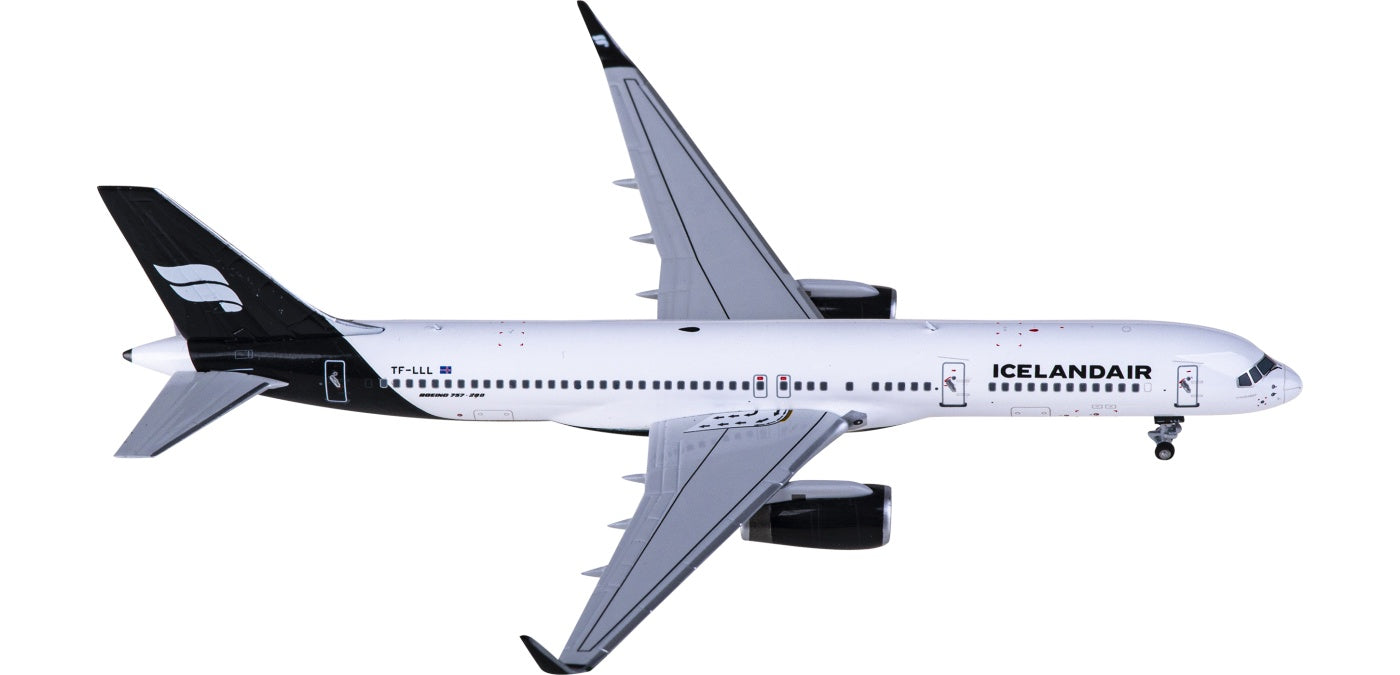 1:400 NG Models NG53198 Icelandair Boeing 757-200 TF-LLL+Free Tractor