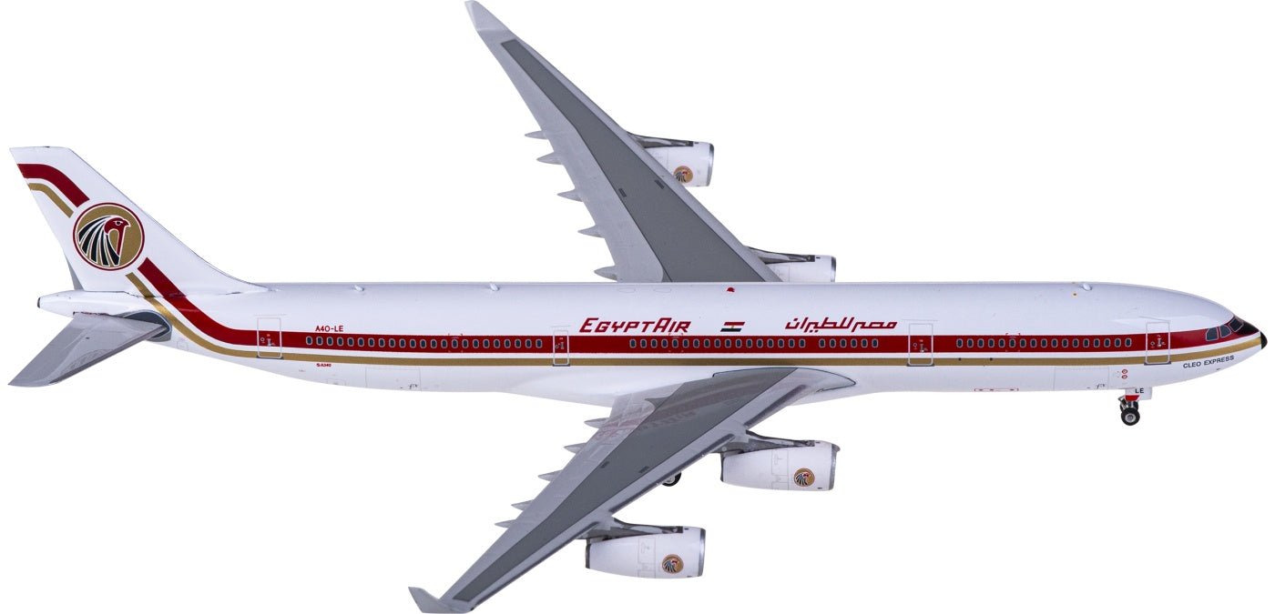 1:400 Phoenix PH11811 EgyptAir Airbus A340-300 A40-LE+Free Tractor