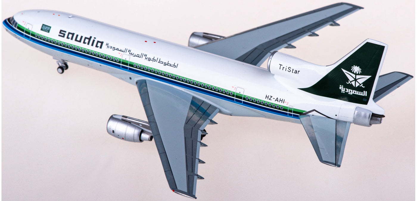 1:400 NG Models NG32009 Saudia Lockheed L-1011-200 HZ-AHI Aircraft Model+Free Tractor