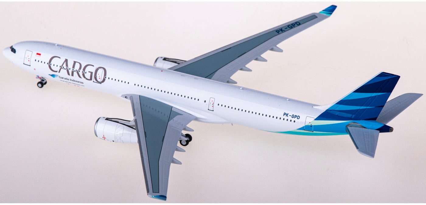 1:400 NG Models NG62056 Garuda Indonesia Cargo Airbus A330-300 PK-GPD Aircraft Model+Free Tractor