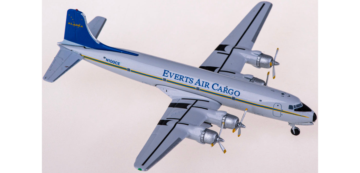 1:400 AeroClassics AC411282 Everts Air Cargo Douglas DC-6 N100CE Aircraft Model+Free Tractor