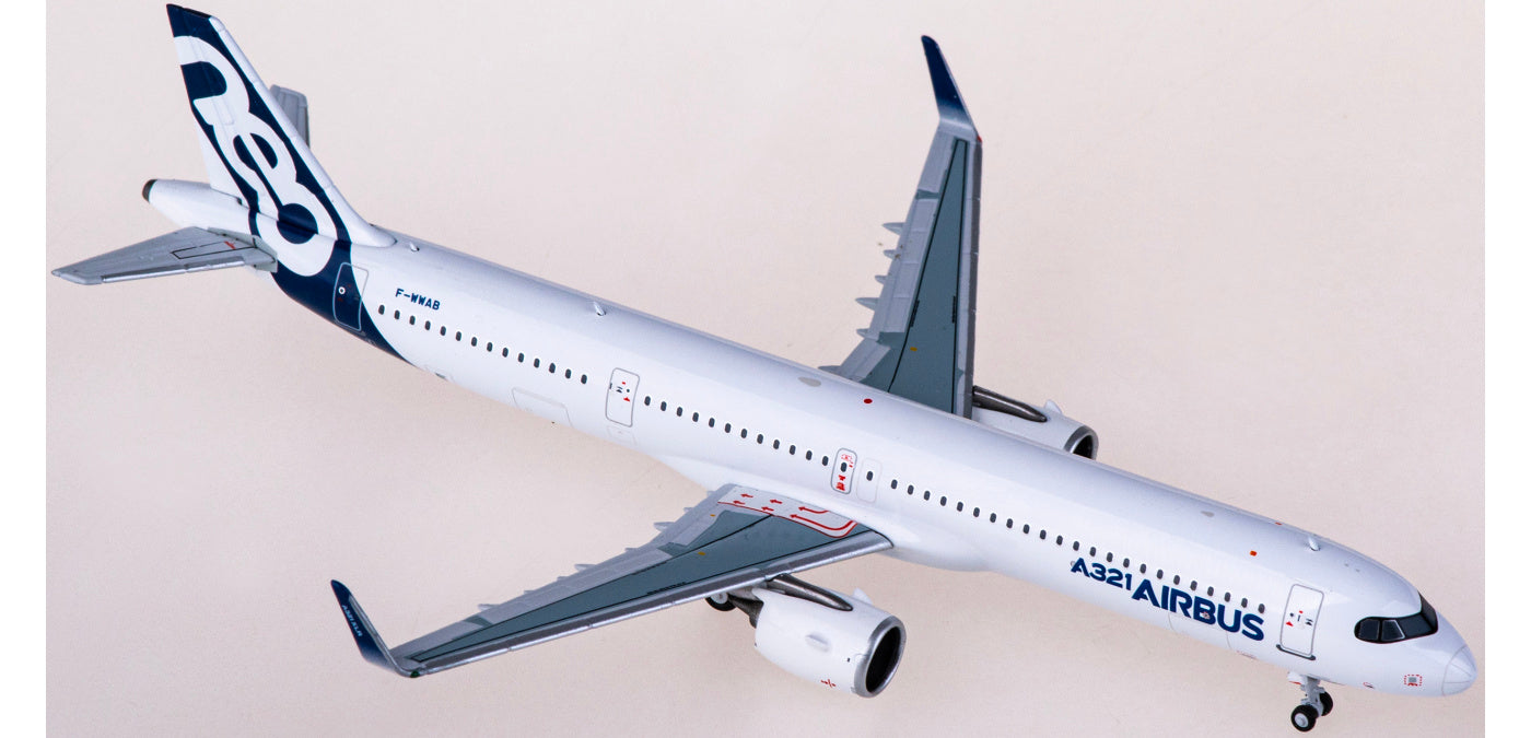 1:400 NG Models NG13092 Airbus House Color A321XLR F-WWAB+Free Tractor