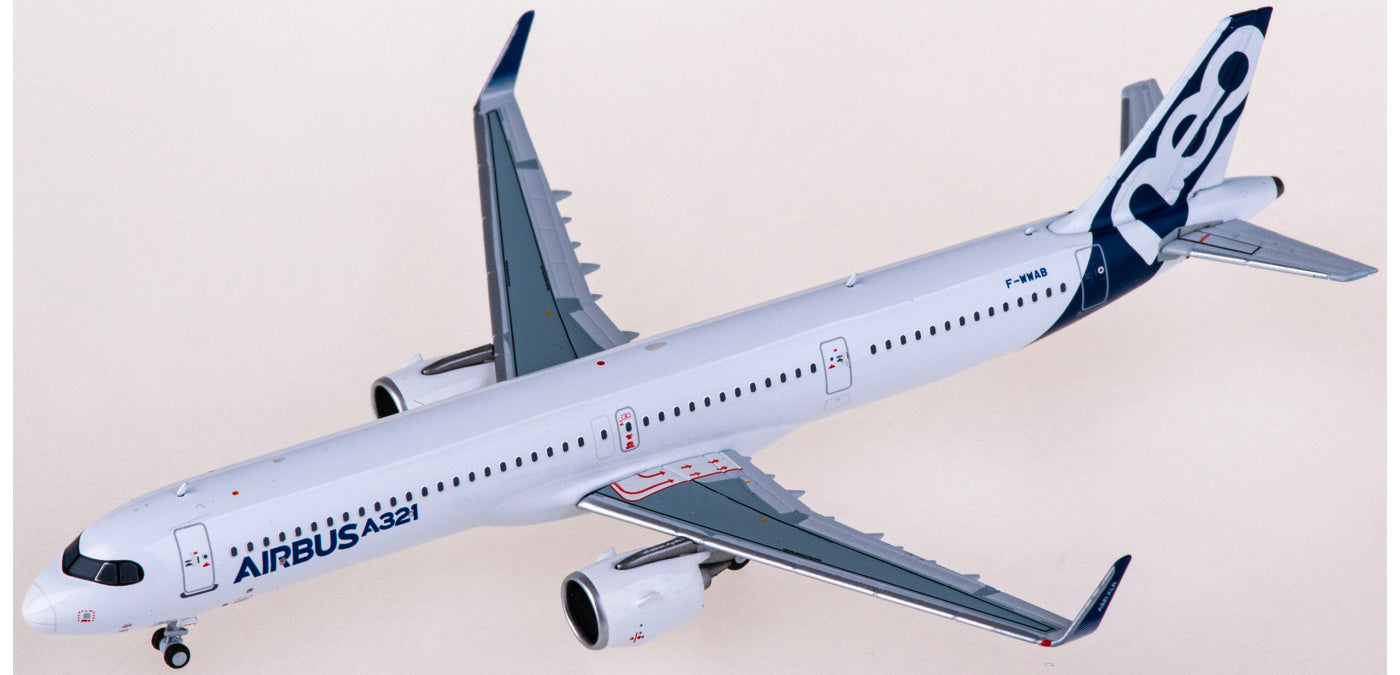 1:400 NG Models NG13092 Airbus House Color A321XLR F-WWAB+Free Tractor