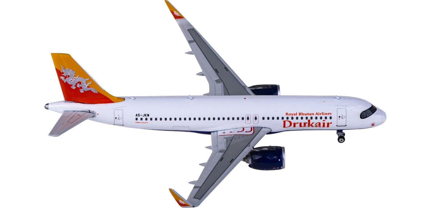 1:400 Phoenix PH11828 Drukair Airbus A320neo A5-JKW Aircraft Model+Free Tractor