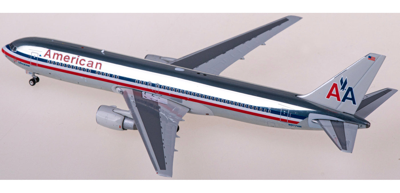 1:400 Phoenix PH04554 American Airlines Boeing 767-300ER N377AN "ONE WORLD" Aircraft Model+Free Tractor