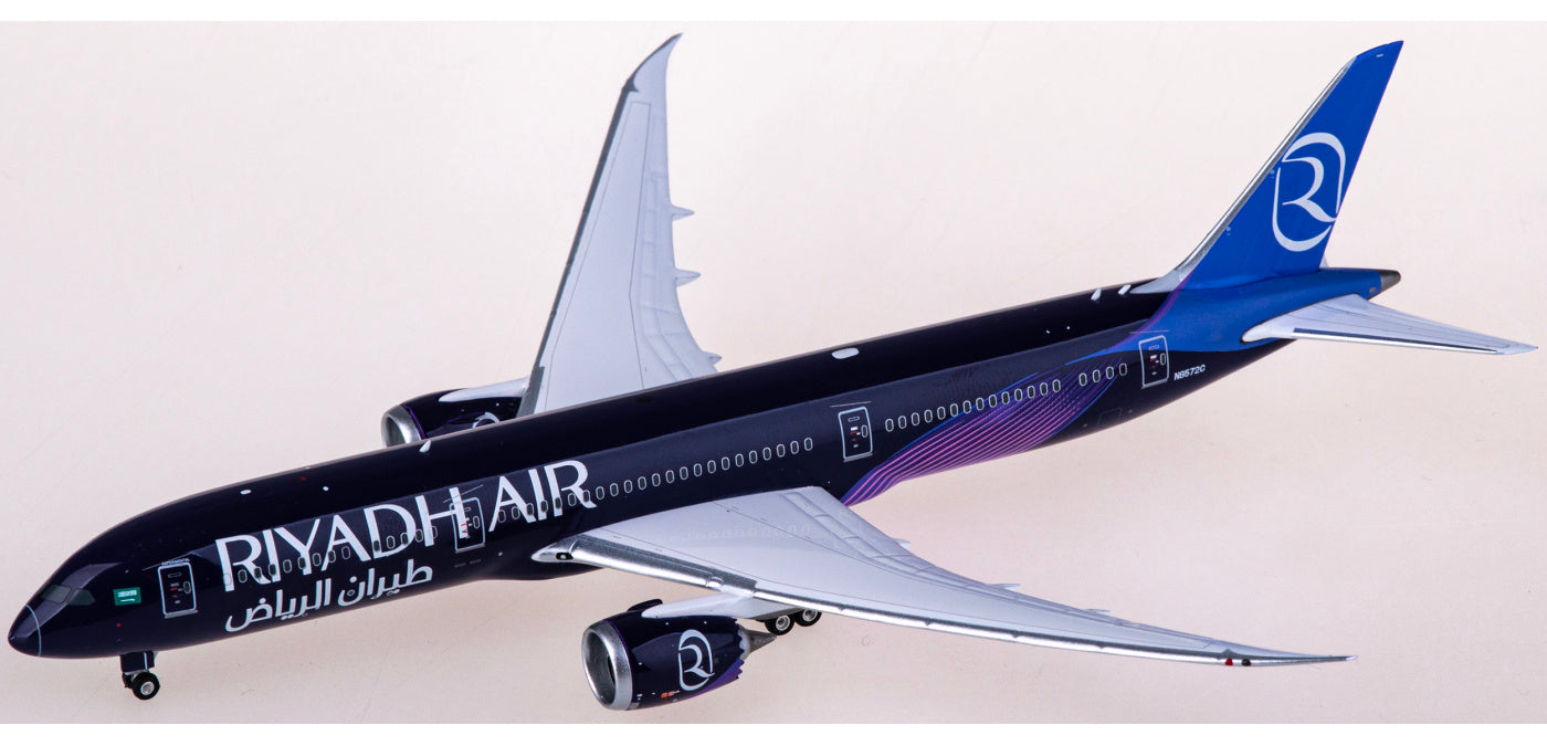 1:400 Phoenix PH11829 Riyadh Air Boeing 787-9 N8572C Aircraft Model+Free Tractor