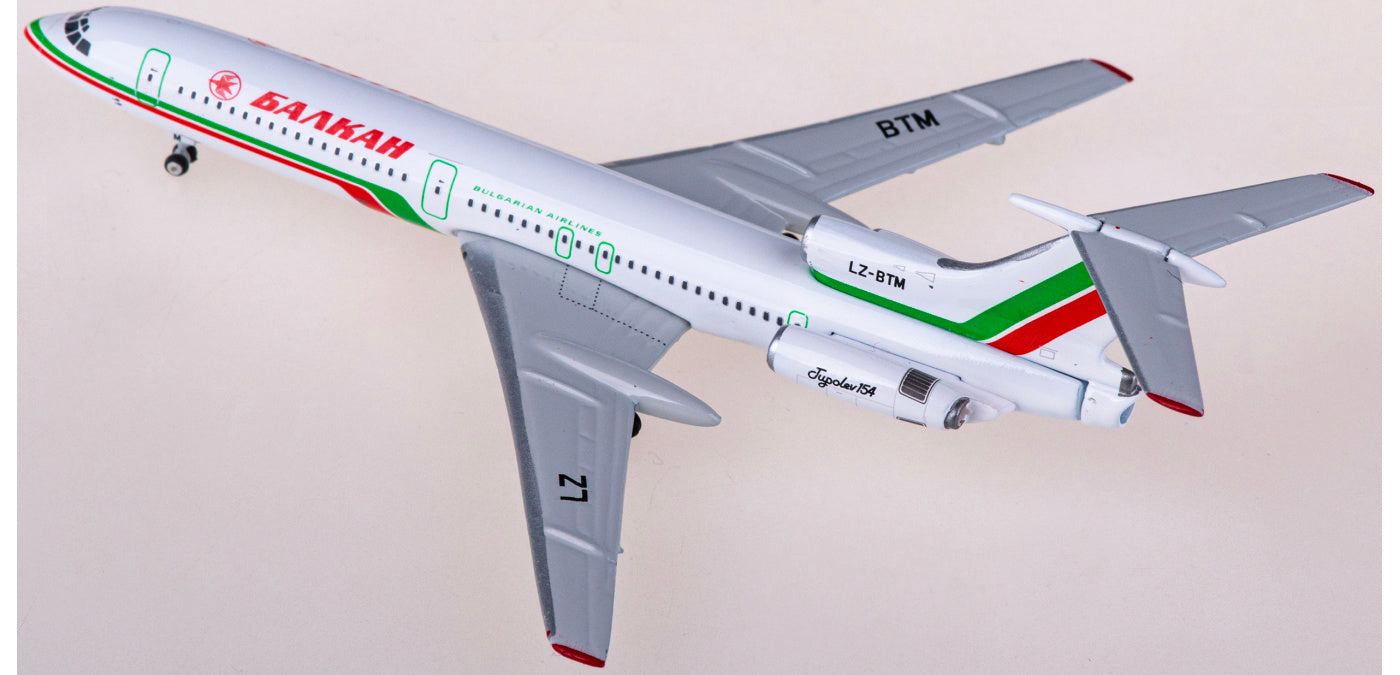 1:400 Phoenix PH11826 Balkan Bulgarian Airlines Tupolev TU-154B LZ-BTM+Free Tractor