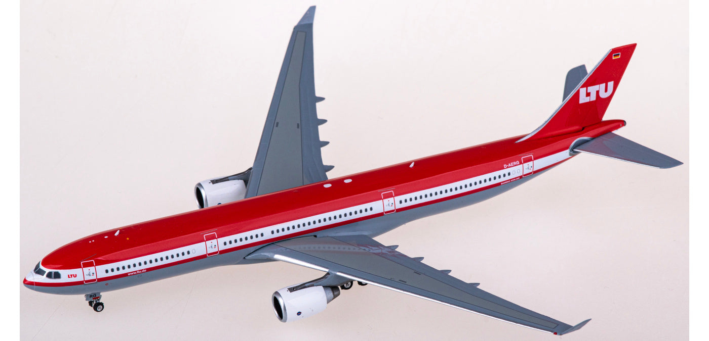 1:400 Phoenix PH11827 LTU International Airbus A330-300 D-AERG Aircraft Model+Free Tractor