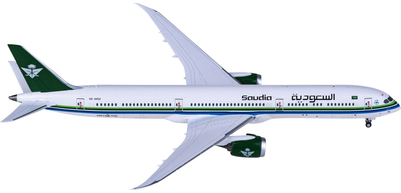 1:400 NG Models NG56023 Saudia Boeing 787-10 Dreamliner HZ-AR32 Aircraft Model+Free Tractor
