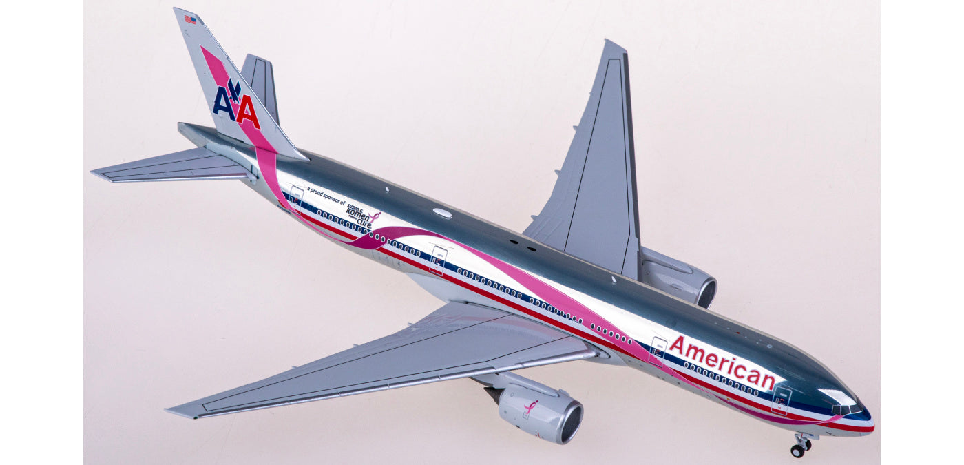 1:400 NG Models NG72049 American Airlines Boeing 777-200ER N759AN Aircraft Model+Free Tractor