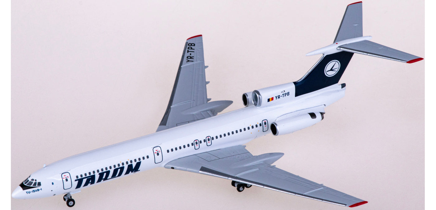 1:400 NG Models NG54013 Tarom Tupolev Tu-154B YR-TPB+Free Tractor