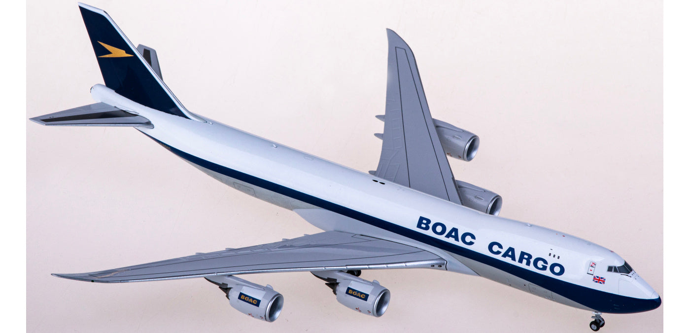 1:400 NG Models NG78003 BOAC Boeing 747-8F G-BOAC Aircraft Model+Free Tractor