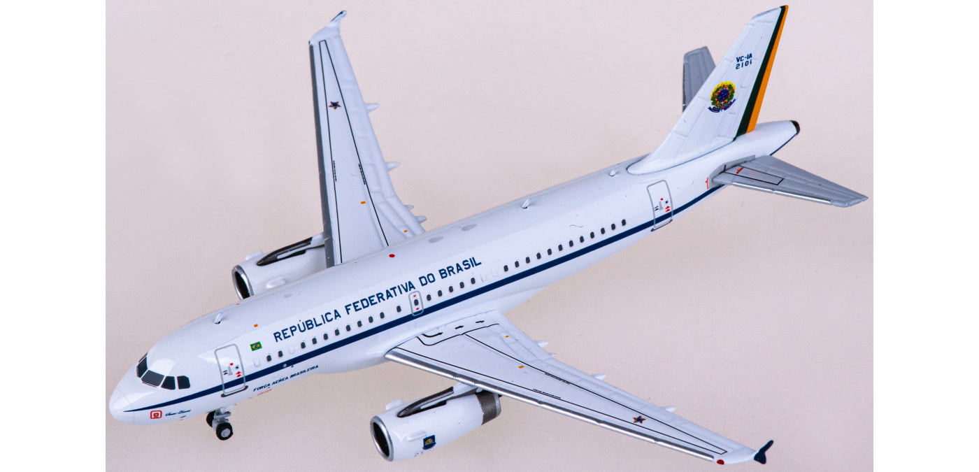 1:400 NG Models NG49015 Brazilian Armed Forces Airbus A319 VC-1A FAB2101 Aircraft Model+Free Tractor