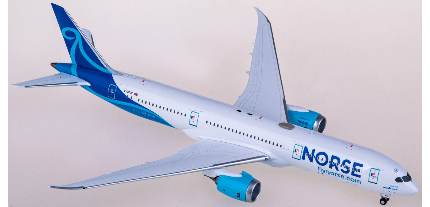 1:400 NG Models NG55111 Norse Atlantic Airways Boeing 787-9 G-CKOF Aircraft Model+Free Tractor
