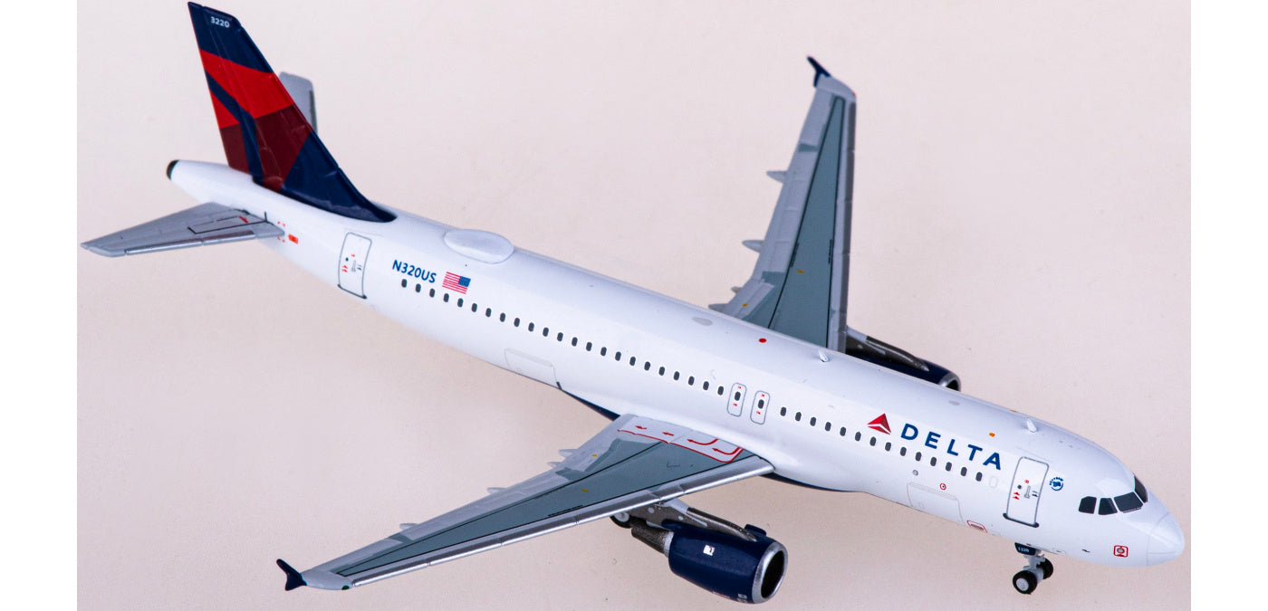 1:400 NG Models NG15043 Delta Air Lines Airbus A320 N320US Aircraft Model+Free Tractor