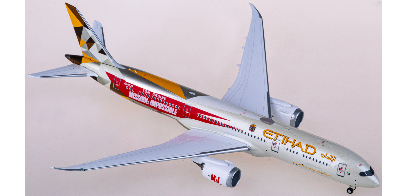 1:400 NG Models NG55117 Etihad Airways Boeing 787-9 A6-BLO Aircraft Model+Free Tractor