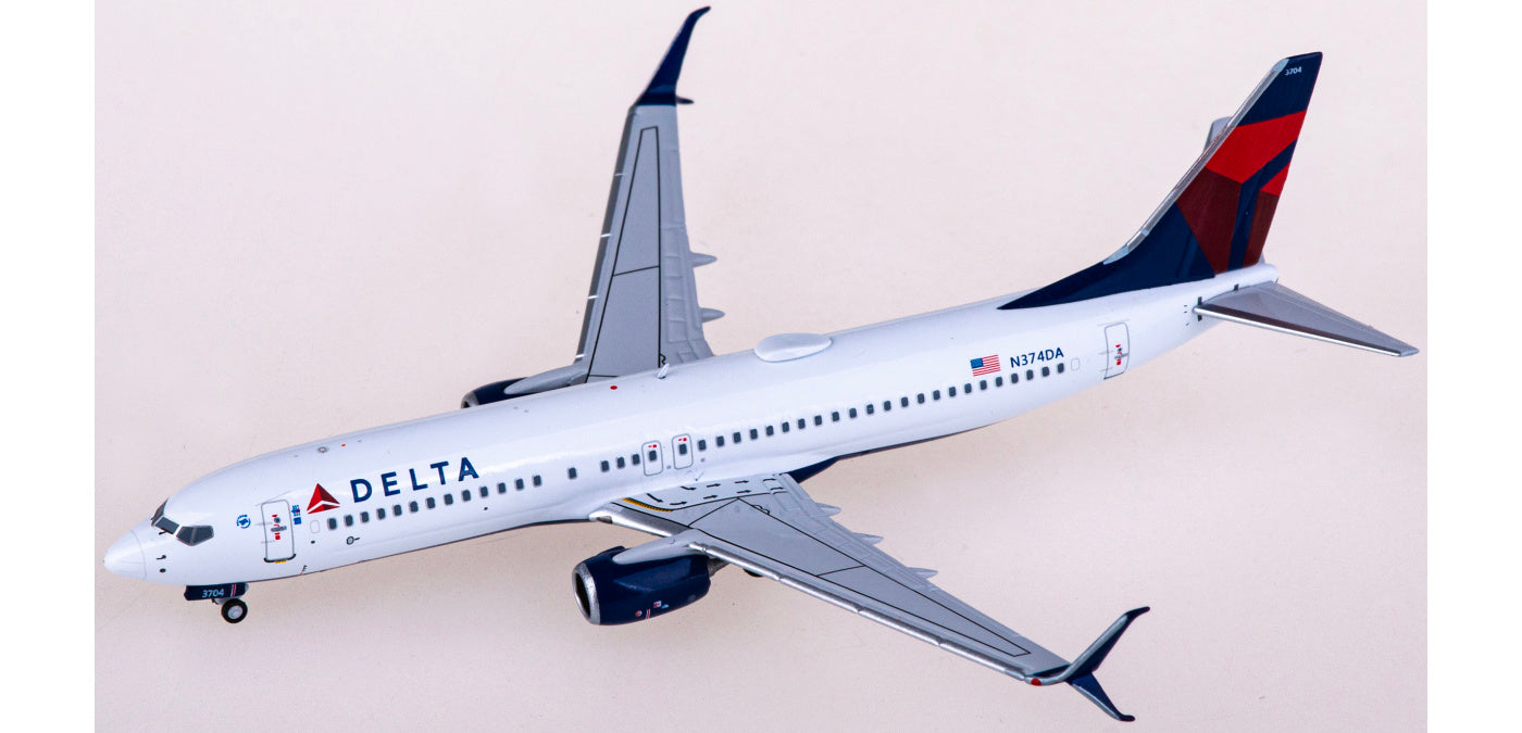 1:400 NG Models NG58218 Delta Air Lines Boeing 737-800 N374DA Aircraft Model+Free Tractor