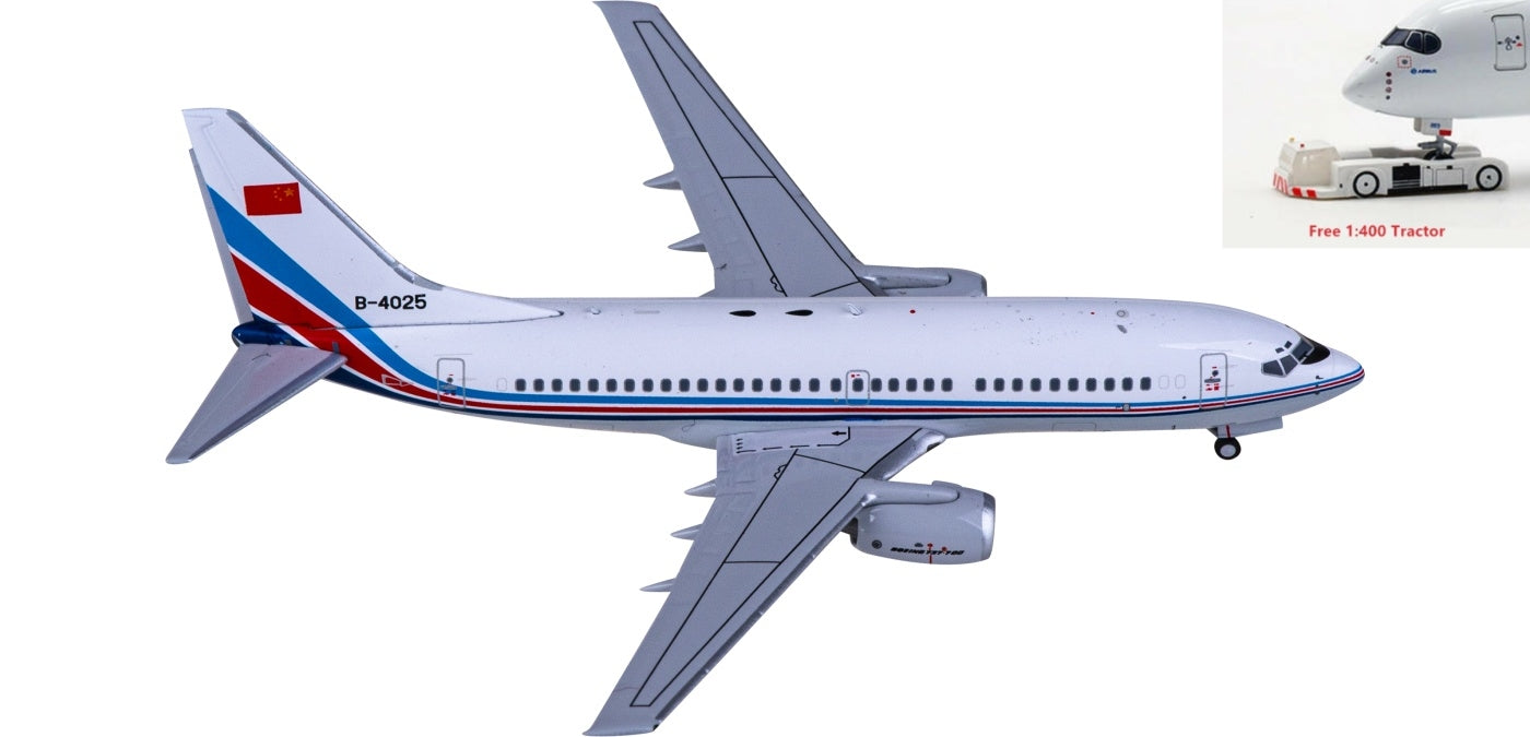 1:400 NG Models NG77039 PLAAF Boeing 737-700 B-4025 Aircraft Model+Free Tractor