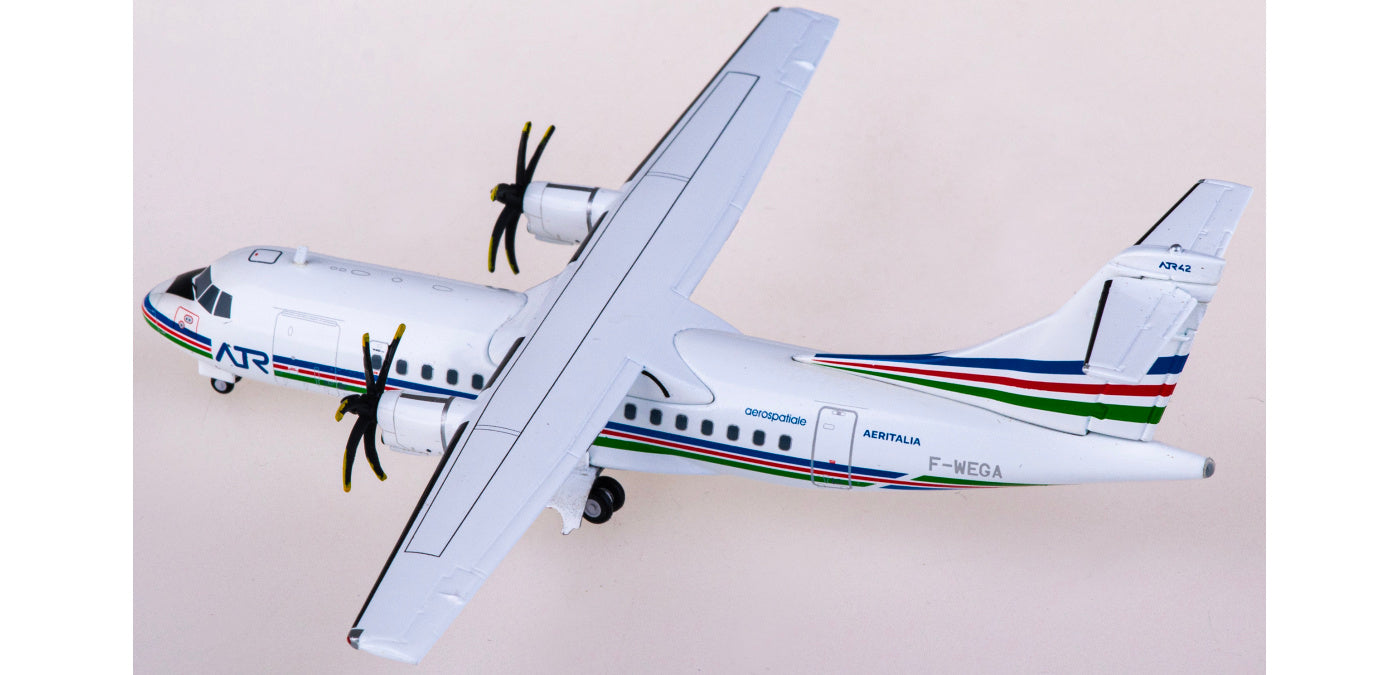 1:200 JC Wings LH2233 Airbus ATR-42 F-WEGA Aircraft Model