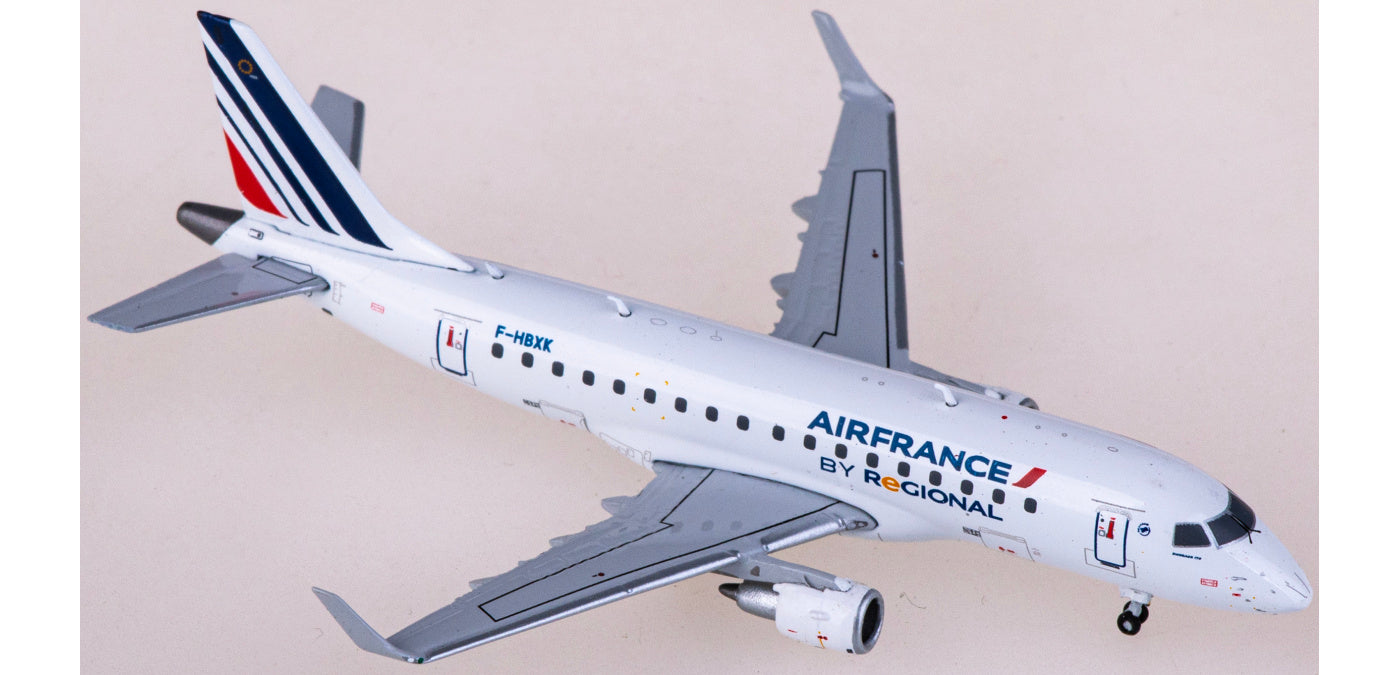 1:400 JC Wings XX40122 Air France Embraer ERJ-170LR F-HBXK Aircraft Model+Free Tractor