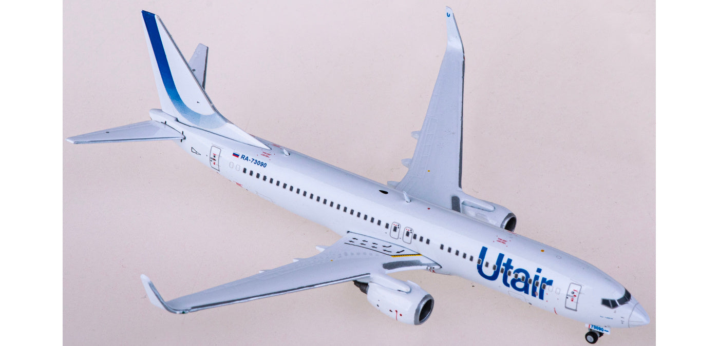 1:400 Geminijets GJUTA2120 UTair Boeing 737-800 RA-73090 Aircraft Model+Free Tractor