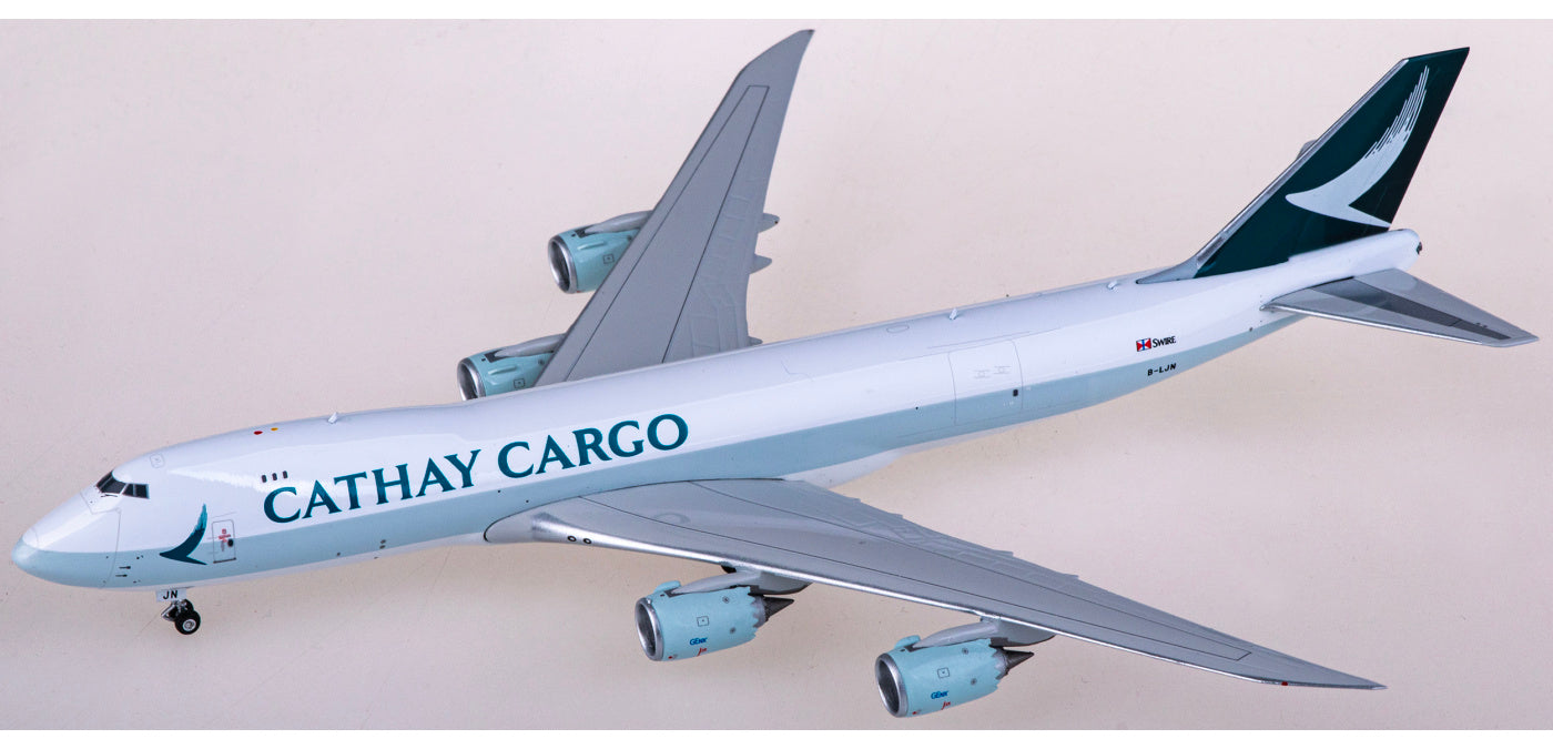 1:400 Phoenix PH04575 Cathay Pacific Cargo Boeing 747-8 B-LJN Aircraft Model+Free Tractor