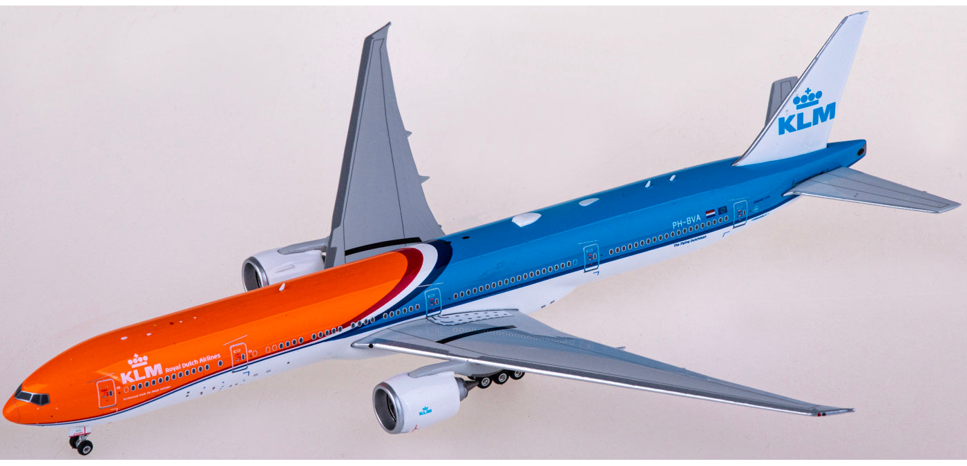 1:400 Phoenix PH11860 KLM Boeing 777-300ER PH-BVA Aircraft Model+Free Tractor