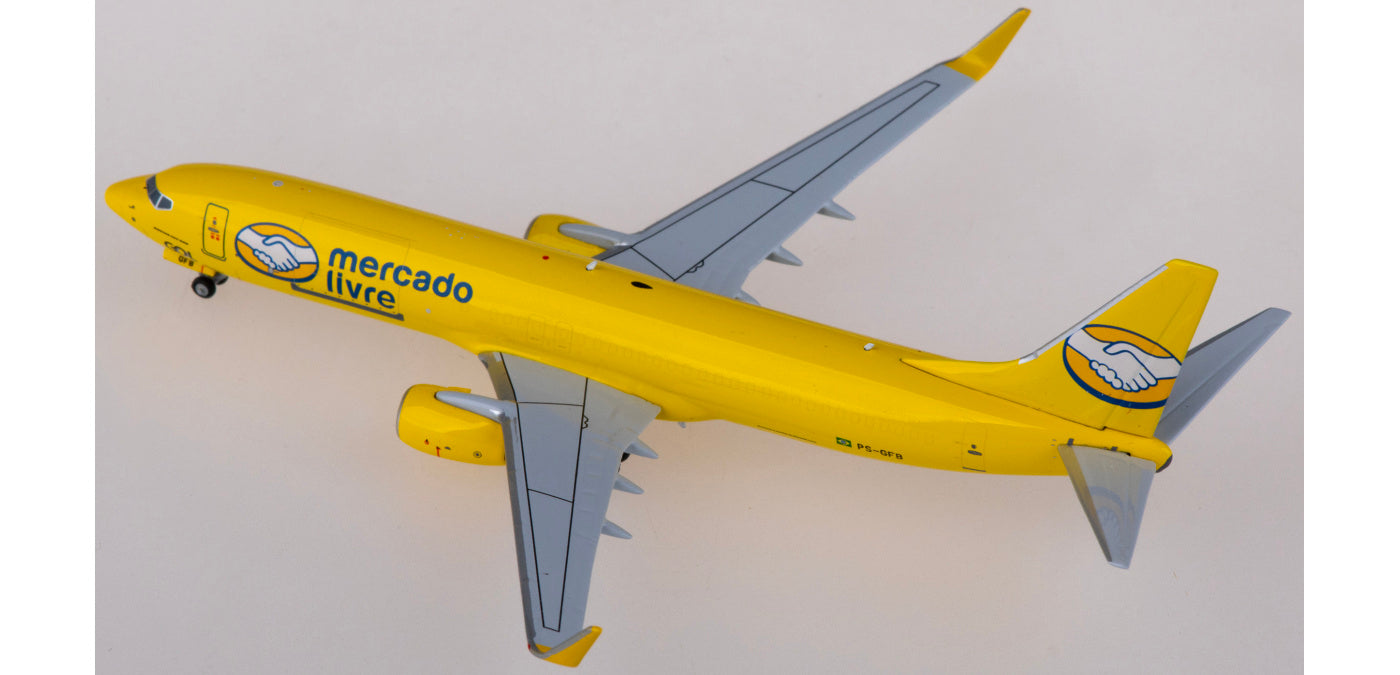1:400 NG Models NG58160 Mercado Libre Boeing 737-800BCF PS-GFB Aircraft Model+Free Tractor