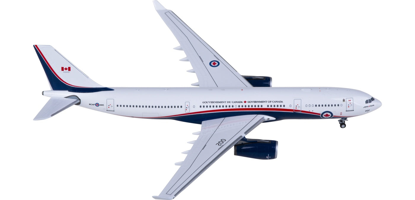 1:400 NG Models NG61065 RCAF Airbus A330-200 CC-330 Husky 330002 Aircraft Model+Free Tractor