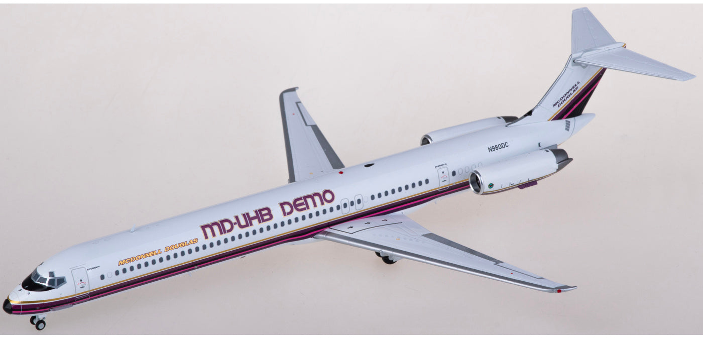 1:200 JC Wings XX20024 McDonnell Douglas Company McDonnell Douglas MD-80 N980DC Aircraft Model