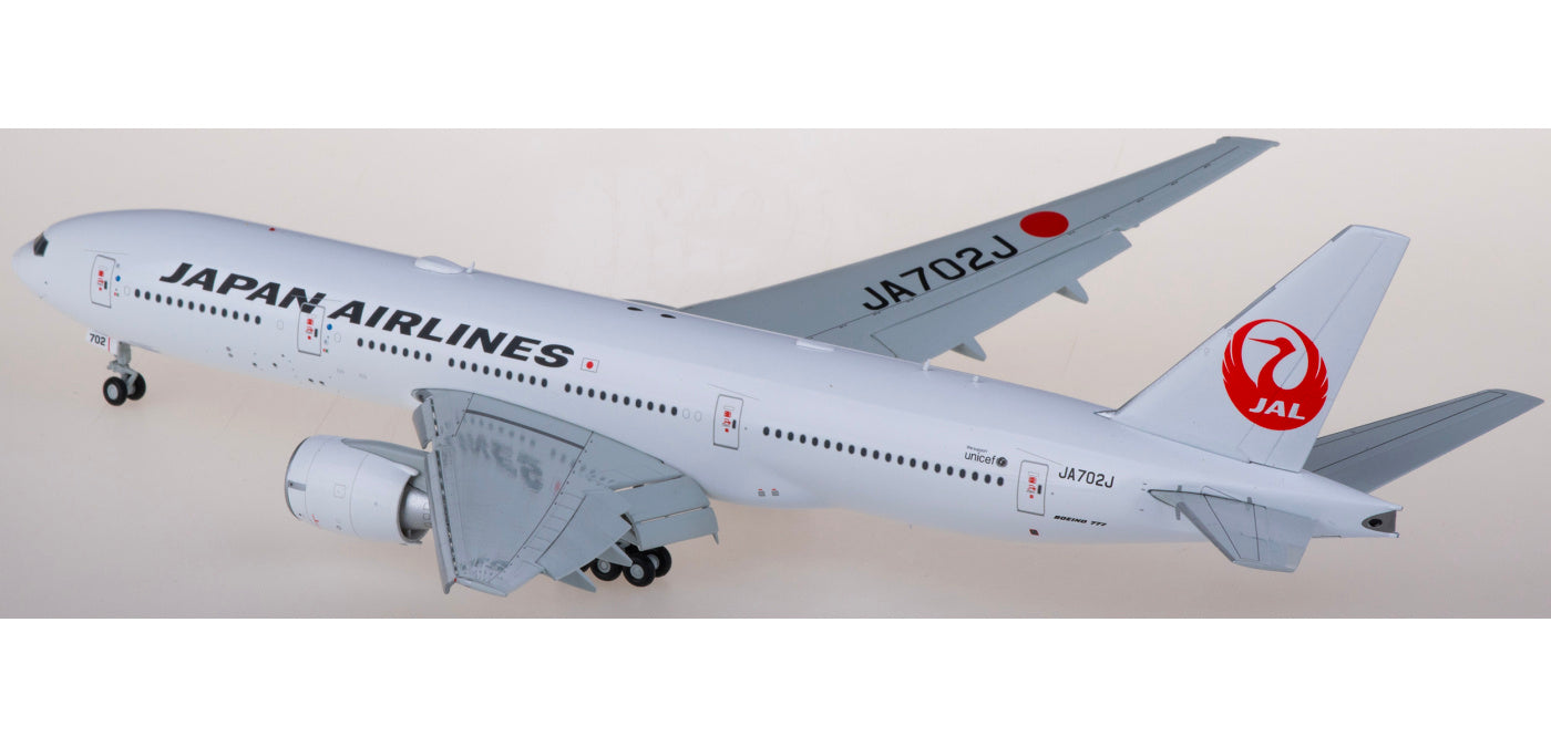1:200 JC Wings SA2043A Japan Airlines Boeing 777-200ER JA702J "Flaps Down" Aircraft Model