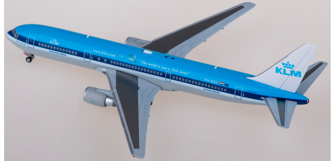 1:400 JC Wings XX4993 KLM Boeing 767-300ER PH-BZF Aircraft Model+Free Tractor