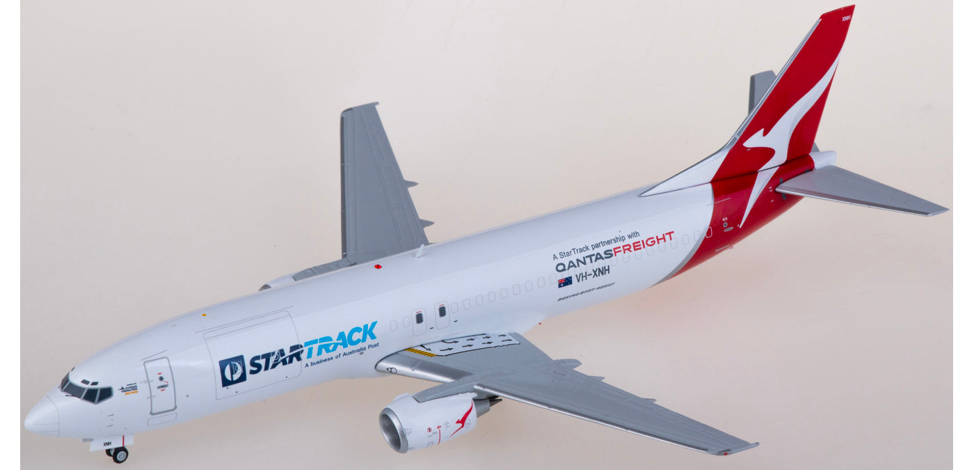 1:200 JC Wings XX20394 Qantas Boeing 737-400SF VH-XNH Aircraft Model