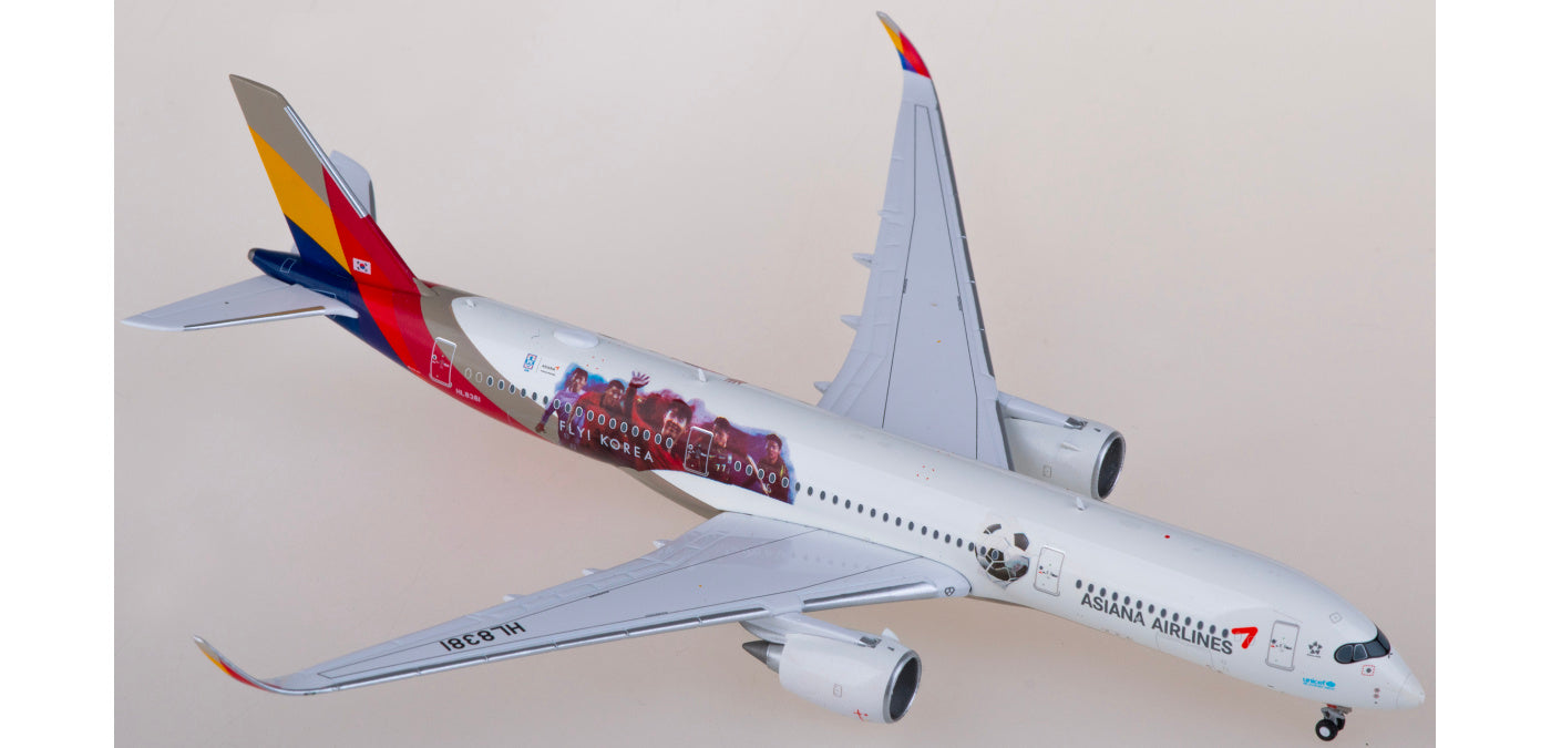 1:400 JC Wings SA4016 Asiana Airbus A350-900XWB HL8381 Aircraft Model+Free Tractor