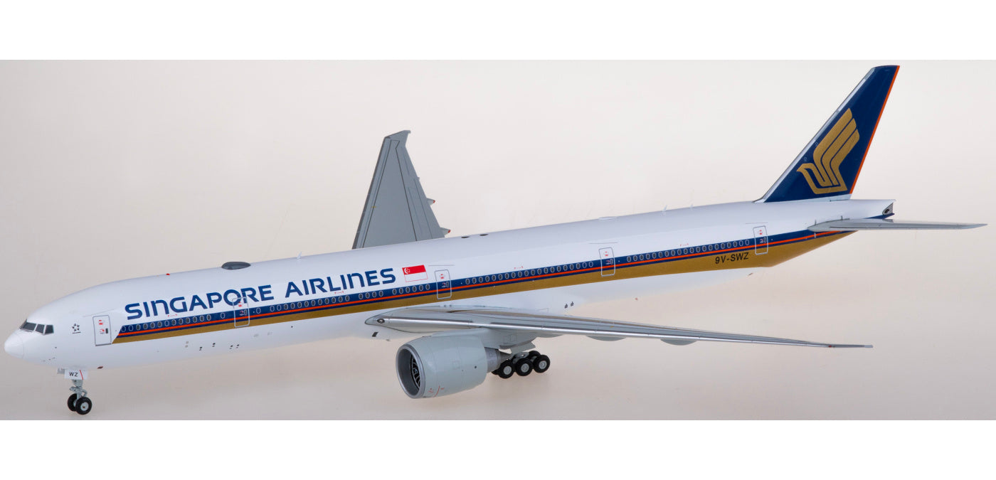 1:200 JC Wings EW277W010 Singapore Airlines Boeing 777-300ER 9V-SWZ Aircraft Model