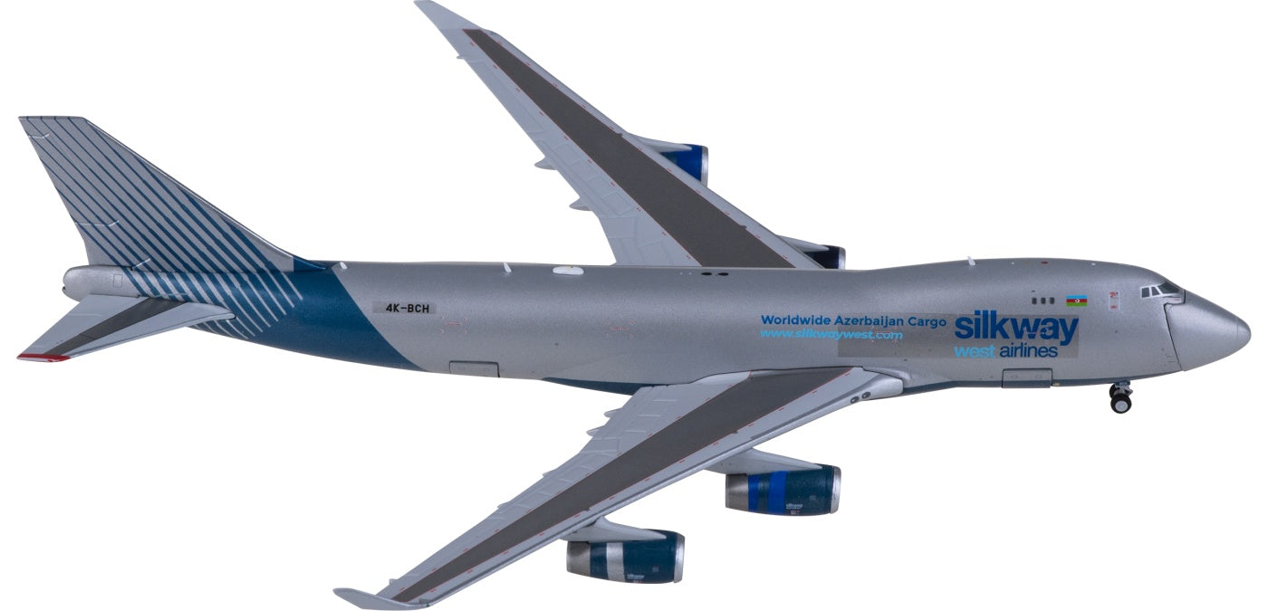 1:400 JC Wings LH4316C Silk Way West Airlines Boeing 747-400F 4K-BCH Aircraft Model+Free Tractor