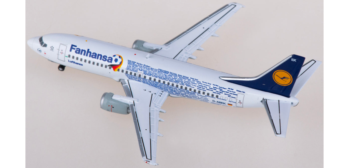 1:400 JC Wings EW4733001 Lufthansa Boeing 737-300 D-ABEK Aircraft Model+Free Tractor