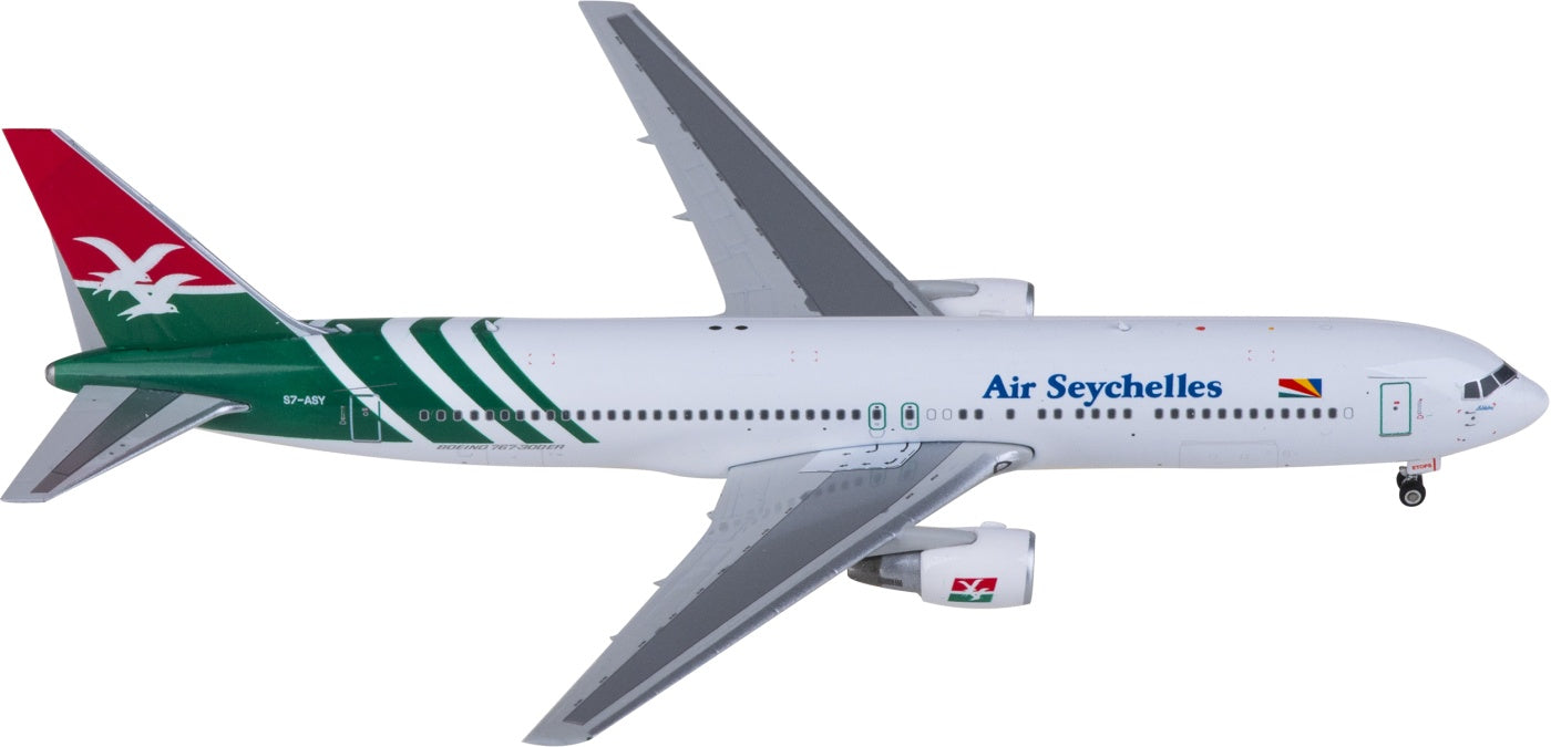 1:400 Phoenix PH11882 Air Seychelles Boeing 767-300ER S7-ASY Aircraft Model+Free Tractor