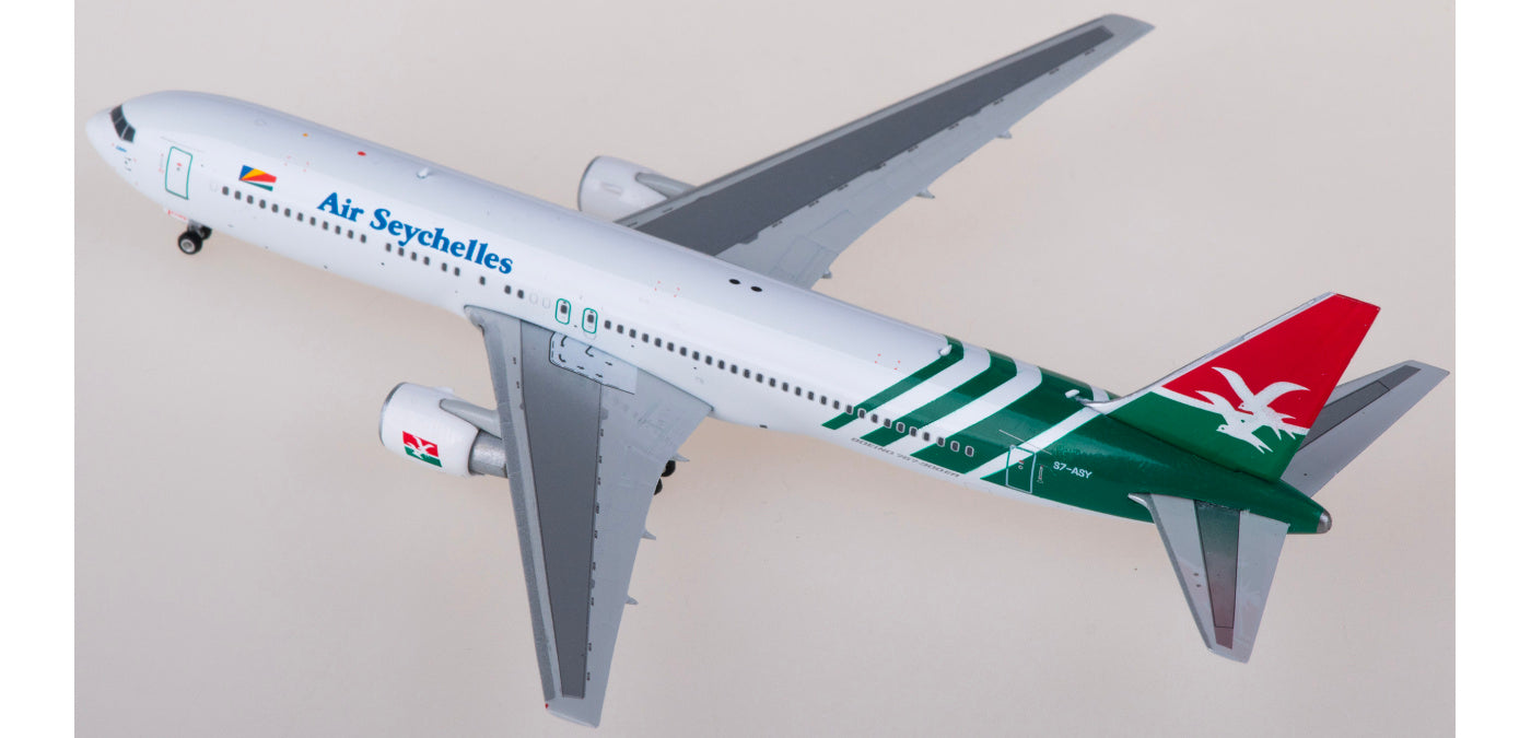1:400 Phoenix PH11882 Air Seychelles Boeing 767-300ER S7-ASY Aircraft Model+Free Tractor