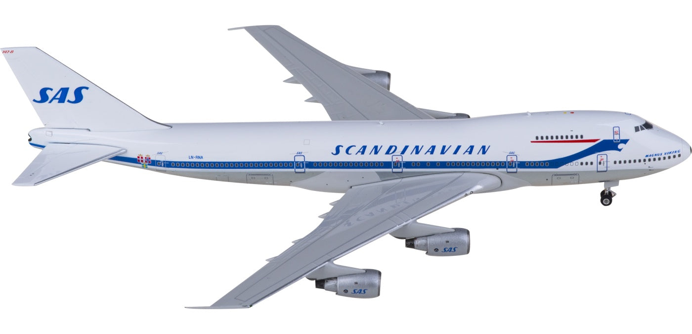 1:400 Phoenix PH11871 SAS Boeing 747-200 LN-RNA Aircraft Model+Free Tractor