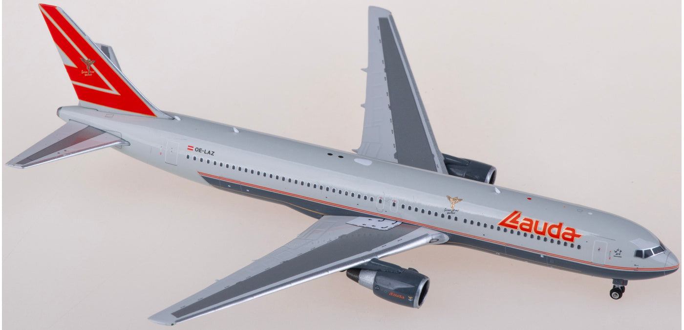 1:400 Phoenix PH11872 Lauda Air Boeing 767-300ER OE-LAZ Aircraft Model+Free Tractor