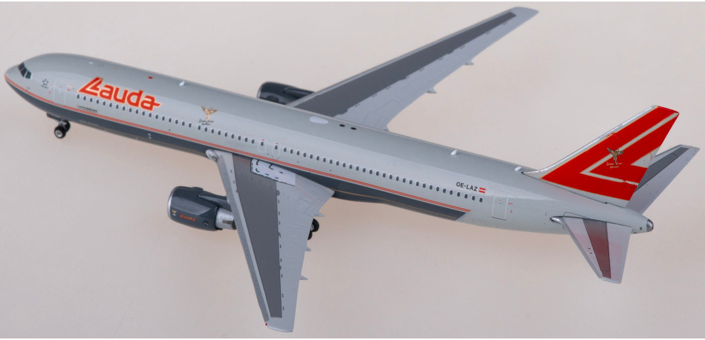 1:400 Phoenix PH11872 Lauda Air Boeing 767-300ER OE-LAZ Aircraft Model+Free Tractor